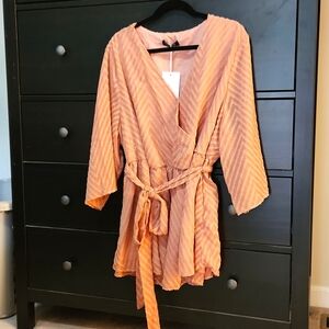 NWT Bloomchic Plain Geometric Surplice Neck Belted Blouse Rouge 22-24